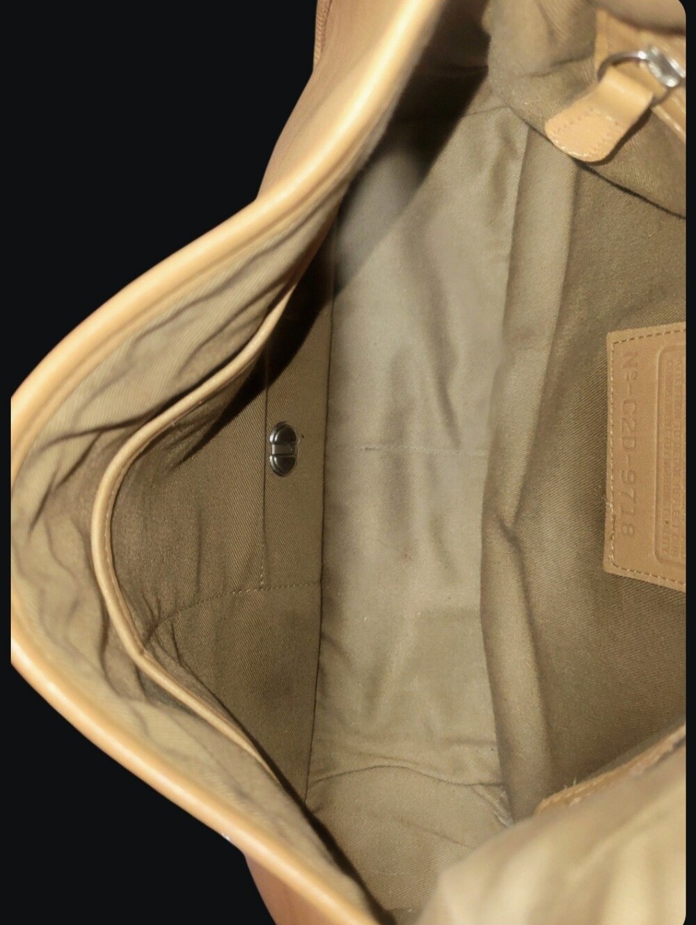 Coach Legacy Y2K Crescent Flap Hobo (Style #9718) 2002 Camel Color - Picture 7 of 10